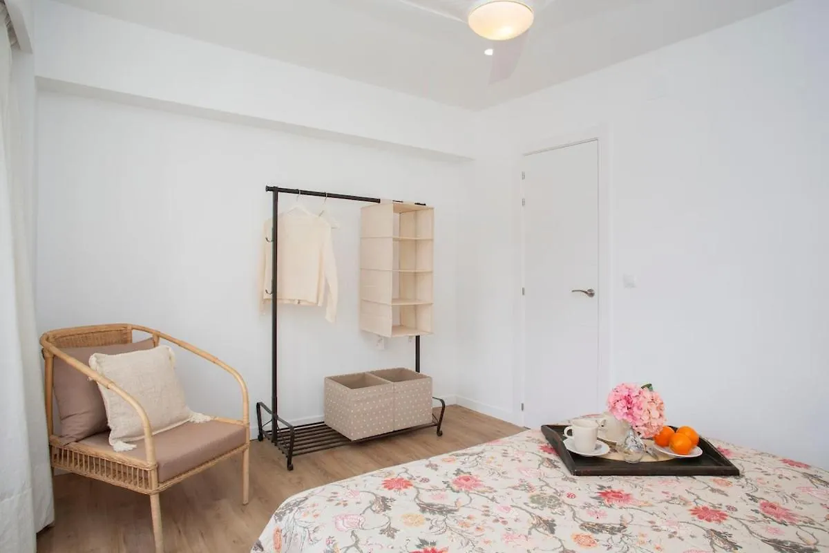 Apartamentos Alay Puerto Marina 贝纳尔马德纳 西班牙
