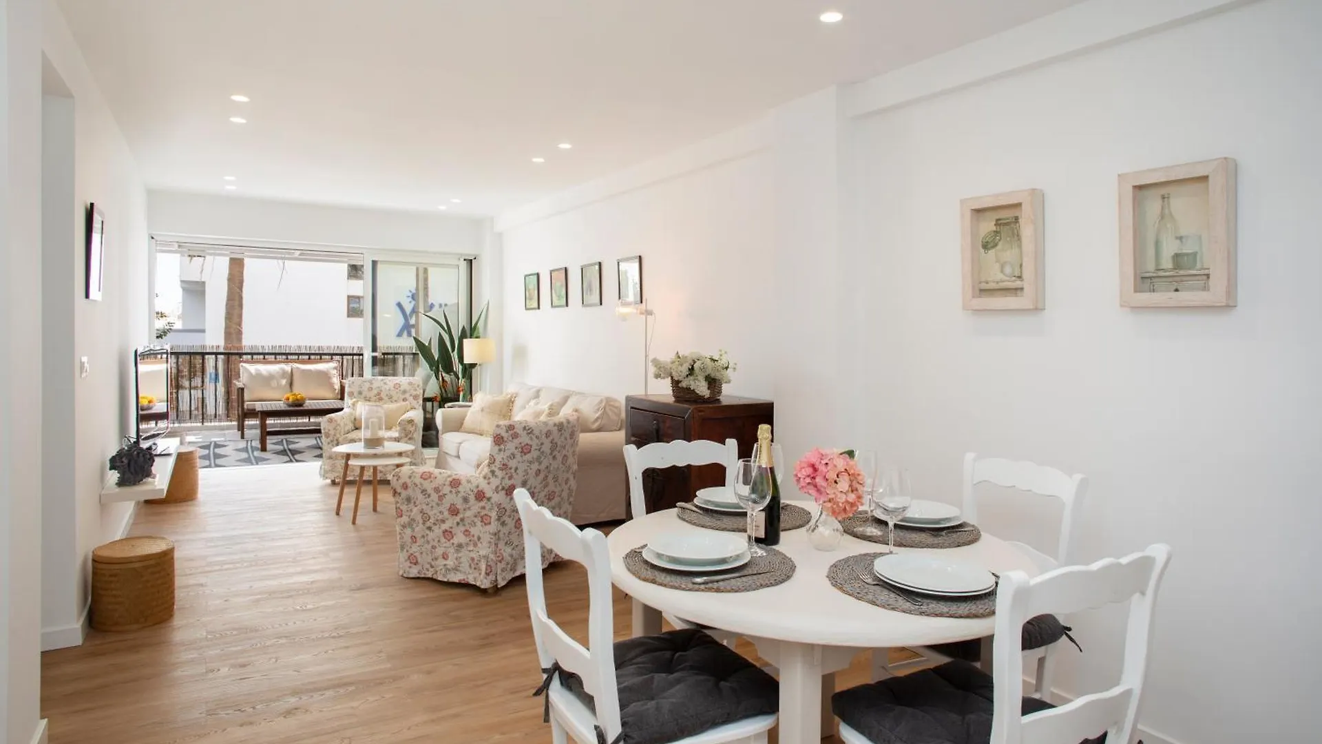 Apartamentos Alay Puerto Marina Benalmádena Spanien